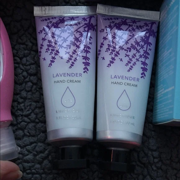 Lavender & Rose Bath Set - Picture 4 of 7